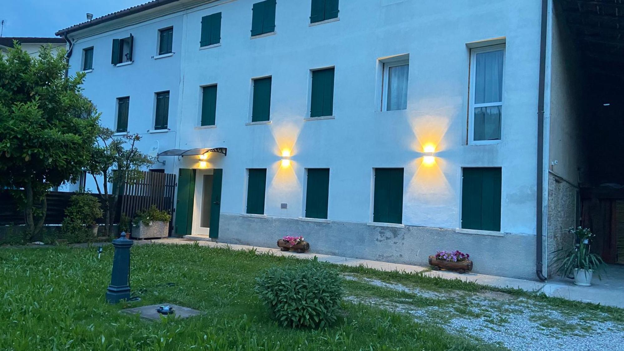 Ferienwohnung Magnolia 41 Possagno Exterior foto